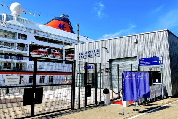 Hafencity Cruise Center